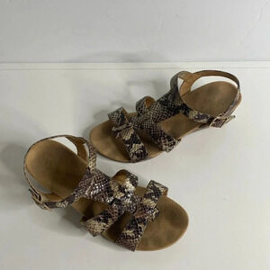 VIONIC Orthoheel Animal Print Wesge Sandals